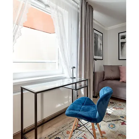 Rynek Jezycki By Bookinghost